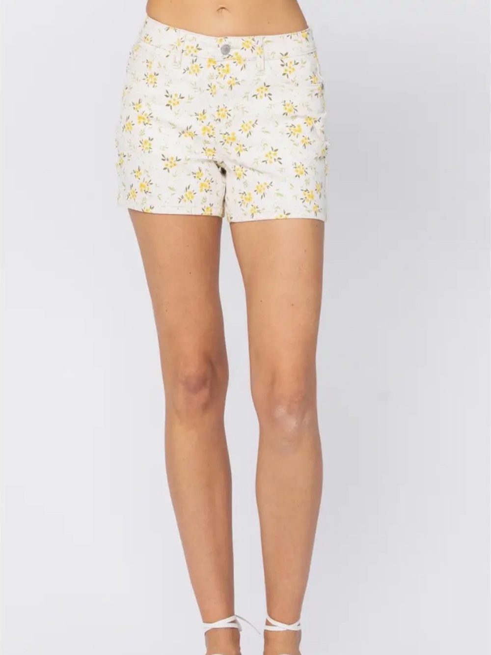 Judy Blue Mid-Rise Floral Print Stretch Denim Shorts NWT | Women’s